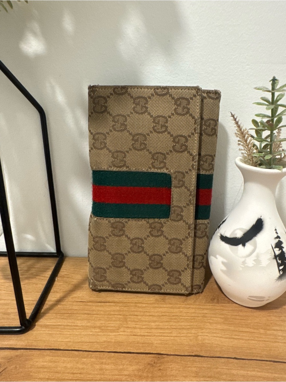 Gucci Beige GG Canvas Wallet with Green and Red Stripe